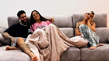 Horny inexperienced woman blows pornstar's brains out, nude videos