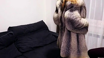 Romantic Tease in Fur for BDSM Blowjob videos
