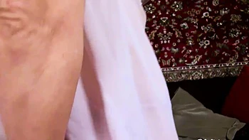 Seductive Older Woman From The USA videos