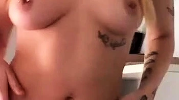 Exposed Benevolent Sexy Bree Louise camgirl videos