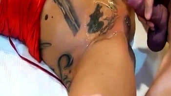 Gangbang mit einer rothaarigen deutschen Amateurin auf einer videos