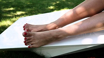 Kinky Babe Megan Love Teasing With Her Feet Outdoors videos