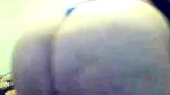 Curvy Latina Cam Girl Masturbates videos