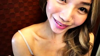 Princess Leni - Horny After First Date videos