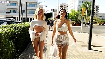 Ellie & Emma White - Day in the Life videos