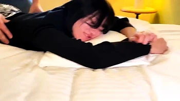 [Uncensored] [Face Revealed] A Young Gal Wife Who Runs Her videos