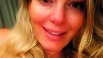 Webcam milf with breast milk live hardcore masturbate videos