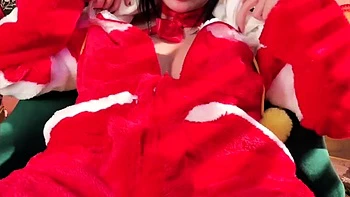 Umeko J – Juri Han Xmas videos