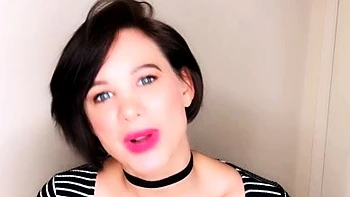 Big boobs milf masturbates with her dildo videos