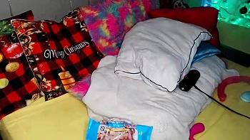 Cute Blonde Masturbates on Webcam with Toy videos