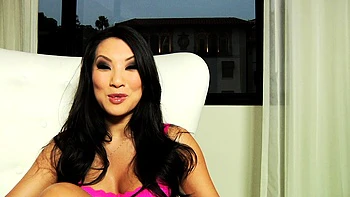 Brunette hardcore blowjob videos