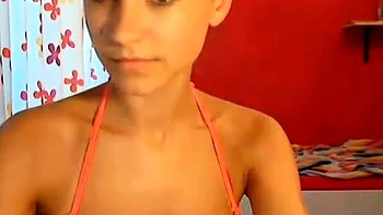 Amateur Webcam Teen Masturbates And Teases videos