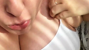 Big boob brunette masturbates on webcam videos