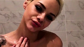 Petite blonde teen knows how to jerk to pleasure a dude videos