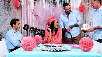 Roxie Sinner - Roxie Takes On Three Step Cocks To Celebrate videos