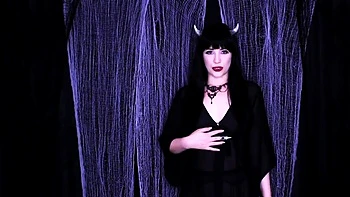BrookelynneBriar Summoning A Succubus videos