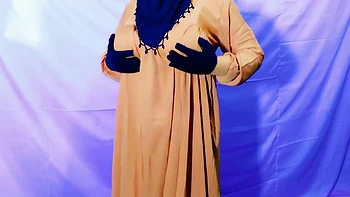 Indian Beautiful Beauty Having Sex And Talking Dirty videos