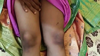 Housewife Enjoying Hot Fucking In Bed videos