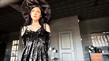 Awlivv - The Halloween Party videos