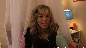 Horny Sweet Teen Gets Pounded by Step-boyfriend in XXX Blowout videos