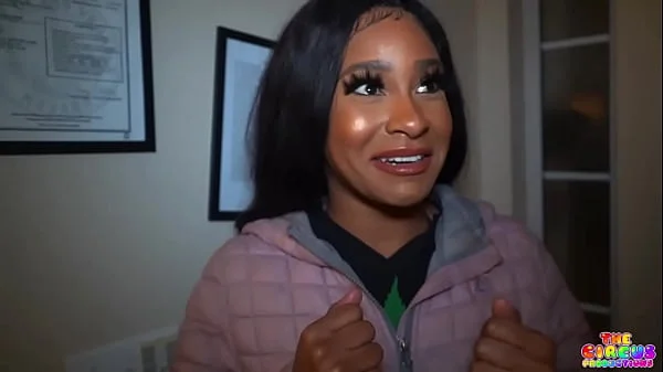 Nyny Lew matches with Gibby The Clown on Tinder and ends up getting fucked hard videos