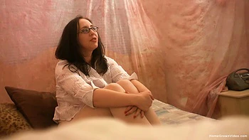 Amateur Audrey In Pantyhose - Audrey Alder & Gerald Saunders videos