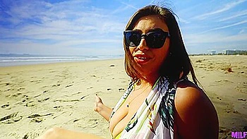 Sexy Milf Ella Wants Cum On Her Hairy Bush - Ella Knox videos