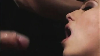 Hard close-up penetration with a gorgeous beauty Michelle B. videos