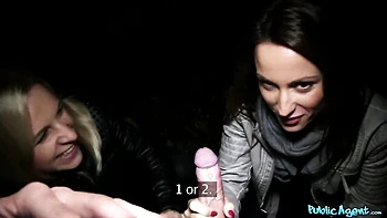 Nighttime double blowjob with Bianca Ferrero and her girlfriend videos