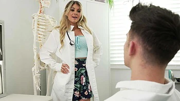 Bleached doll with round ass Kayla Kayden is jumping on a big boner videos