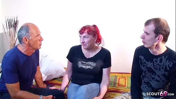 REIFES DEUTSCHES EHEPAAR FICKT MIT JUNGFRAU 30 NACHBARN IM DREIER videos