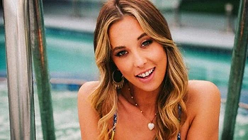 Happy and slutty girlfriend Millie Morgan rammed in the doggy style videos