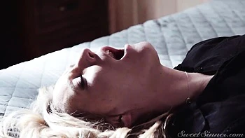 Good hard night fuck with a long-legged busty blonde Mona Wales videos