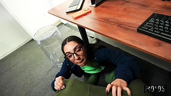 Beautiful intensive pound with a passionate brunette Madison Wilde videos