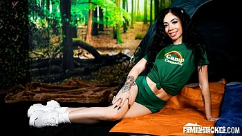 Outdoor POV fuck in the cowgirl pose with a brunette Lilith Reine videos