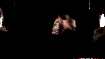 Pretty Mallory and Mallory's piercings clip videos