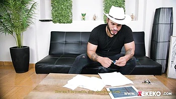 Admirable baby at pagando el alquiler clip videos