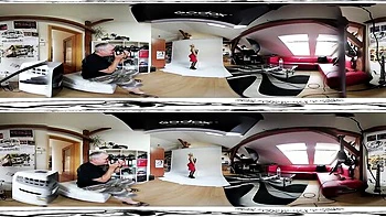 Masturbate xxx with cheerful Anna Ray from Bravo Models videos