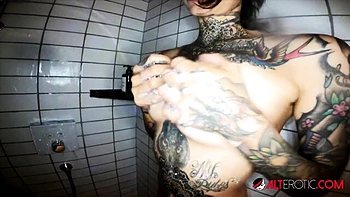 Watch gorgeous Sascha Ink and Lucy ZZZ's action videos