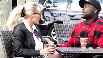 Watch extravagant model's xxx videos