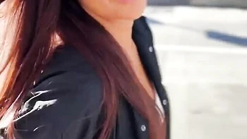 Watch bouncy Vanna Bardot's scene videos