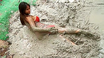 Asian Teen 18+ Mud Fetish videos