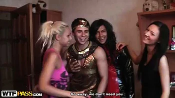 Blonde gparty girl in couple porn videos