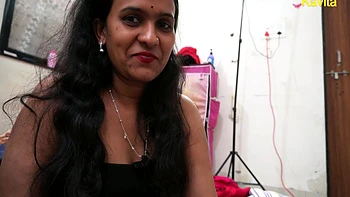 Desi Indian Kavita Close Up Creampie Fuck With Shaved Pussy And Pussy Licking Close Up And Blowjob videos
