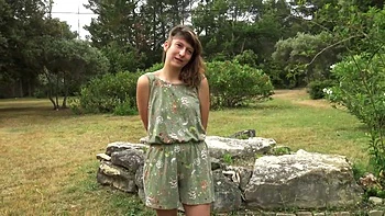 Sophia, 29 years old, sales assistant in Rouen! - Jacquie et Michel TV videos