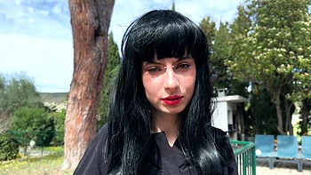 Stacy, 27 years old, elegant rascal with perfect curves… - Jacquie et Michel TV videos