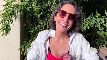 Amandine Pellissard, Chat-Bite and Charles Vassal: from TV to sex! - Jacquie et Michel TV videos