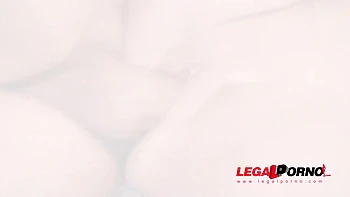 Fuck date with teen stunner Shelley Bliss makes him blow cum into her mouth GP332 videos