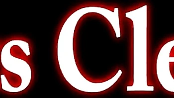 Luring Cleo Patra at college coed clip videos