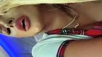 Big boob brunette masturbates on webcam videos